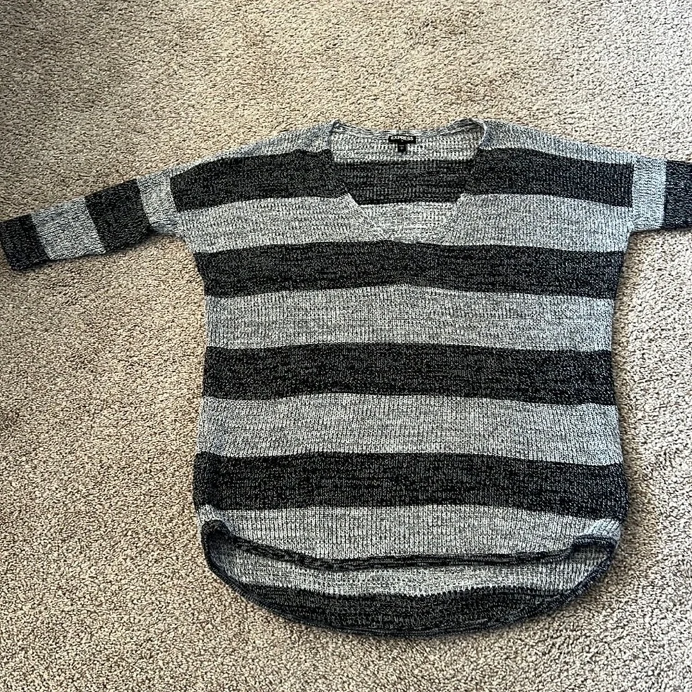 Express Sweater - Picture 1 of 5